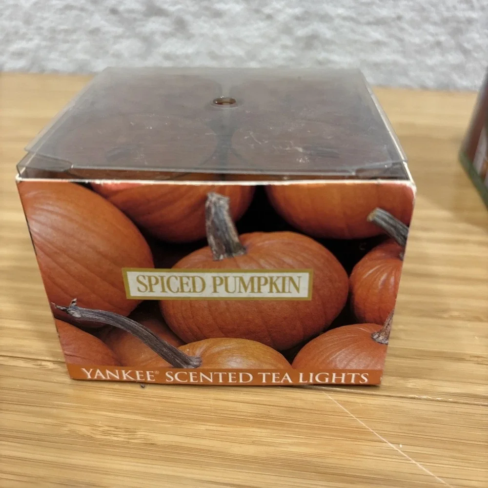 12 Yankee Candle Tea Lights Scented Spiced Pumpkin Home Fall 6 Xmas Wreath